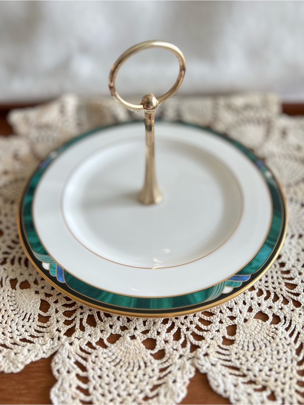 Vintage Lenox “Kelly” Gold Handle single-Tier Stand.  Fine Bine China
